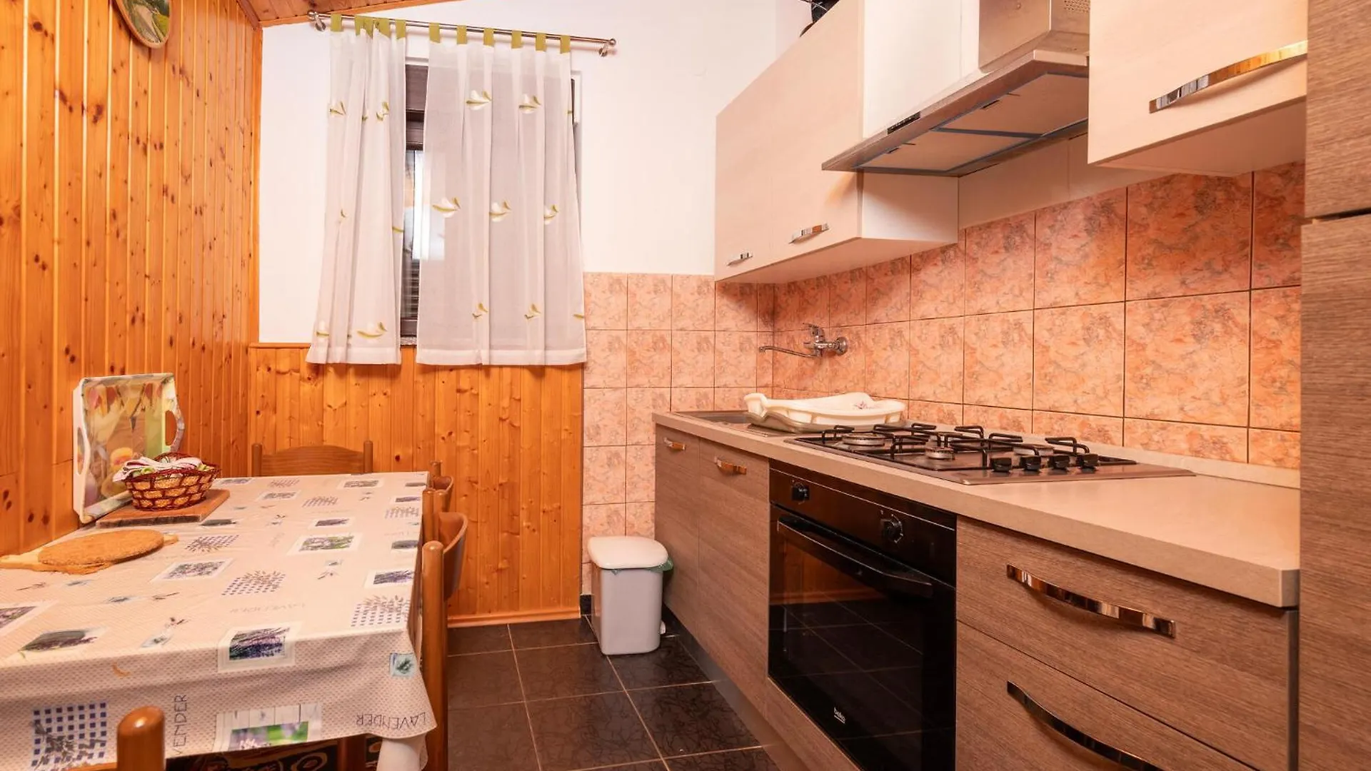 Cozy Apartment In Fazana With Wifi